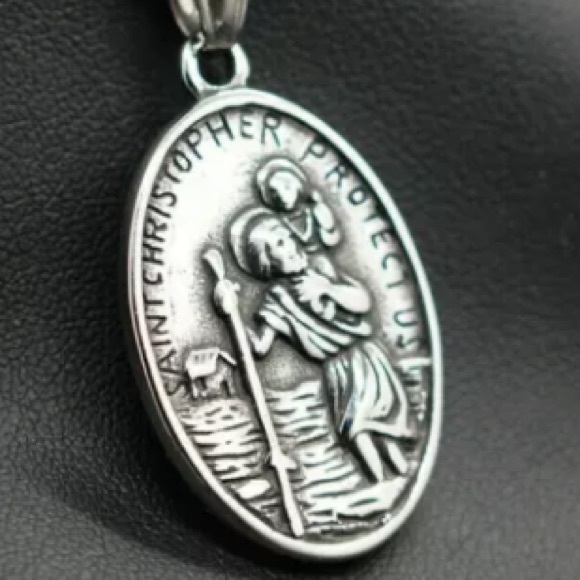 Stainless Steel 24" Oval Saint Christopher Chain Link Necklace - Picture 2 of 5